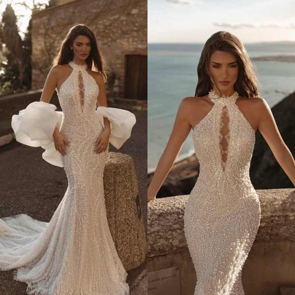 Luxury Pearls Lace Wedding Dresses Women Sexy Backless Sleeveless Bride Dresses Customized Beading Sequins Bridal Gown