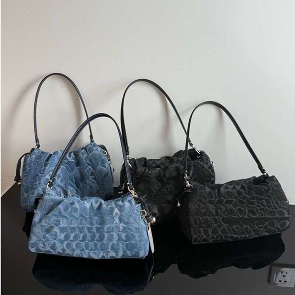 Couche Bag Faye Cloud Luxury Bags Women Designer Mini Handbag Crossbody Tote Bag Vintage Denim Blue Bucket Coacs Underarm Shoulder Bag Shopping