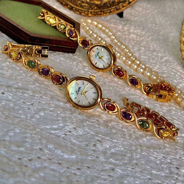 1pc New High-End Luxury Women's Watch Embedded With — compare prices at CompareOffers