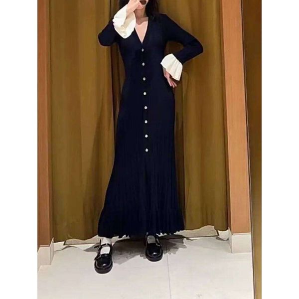 Women Single Breasted Knit Midi Dress Color Patchwork Cuffs V-Neck Female Long Flared Sleeve Robe Mdng260526