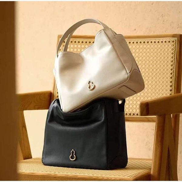Luxury Bag Designer Bag Banpo Perfect Size Layer Cowhide Small Basket For Women Spring New Handbag Crossbody Bag Tote