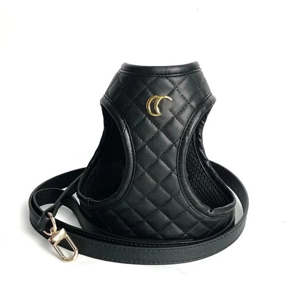Designer Harnesses Set Trendy classic G letter Dog — compare prices at CompareOffers
