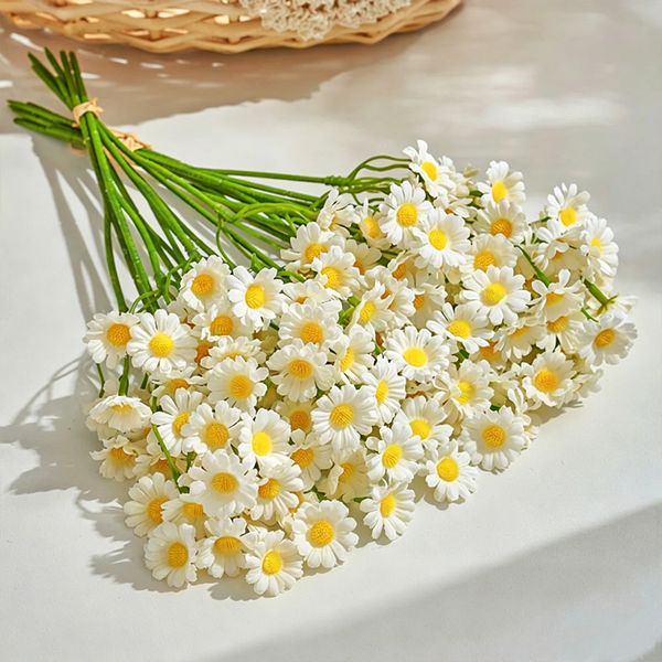 Artificial Daisy Chamomile Flowers, Fake White Silk Flowers for Home & Wedding Decor