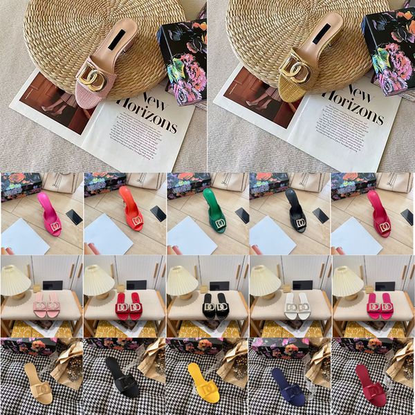 Designer Sandals Women Interlocking Slides Rubber Slippers Ladies Flat Beach Jelly Script Fall Mules