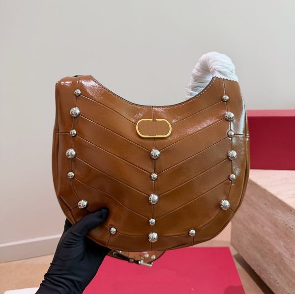 Design Evening Bag Luxury New Genuine Leather Handbags Classic Half-moon Shape Gold Rivet Bag Retro Crossbody Shoulder Bag Elegant Ladies Casual Bag