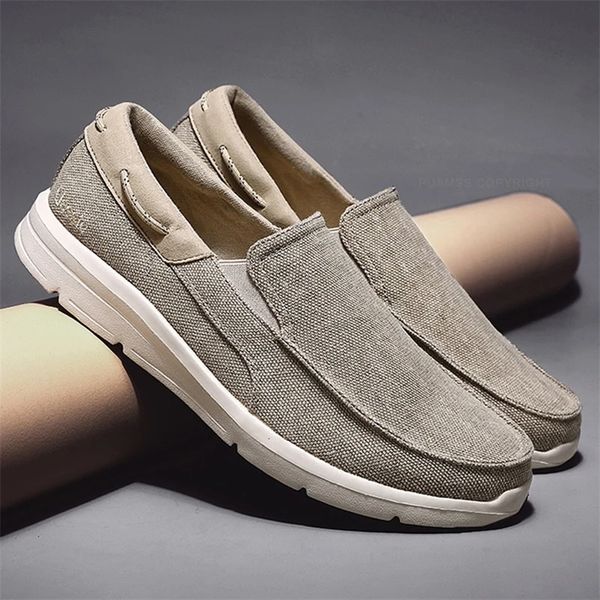 Step into Style: Ultra-Comfortable Classic Men’s Canvas Loafers