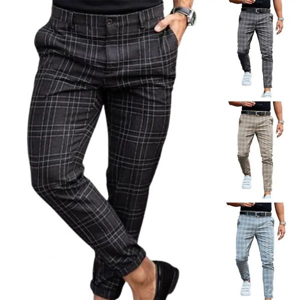 Elevate Your Look with Trendy Checkered Men’s Casual Trousers