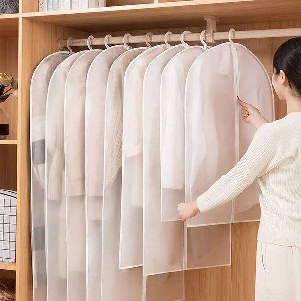 Transparent Dustproof Waterproof Clothes Cover with Hanging Pocket - Washable Suit Protector for Coat Storage 26Y0401