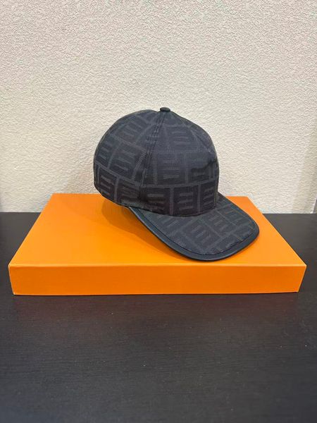pp18 Men hat designer canvas baseball Ball Caps Women embroidered letter ball cap Summer Sun Hat Trucker Trend hats Street couple caps 81171899