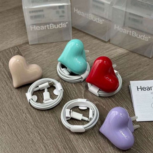 Japanese Heart-Shaped Charger TPC Fast Charging Data Cable Four Colors Portable Trendy Fashionable for Home Use