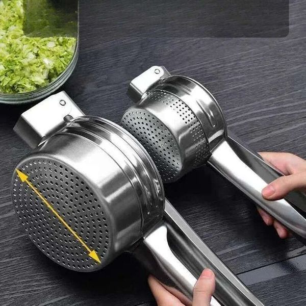 DHgate Portable stainless steel manual home creative juicer 240809 sold by DHgate