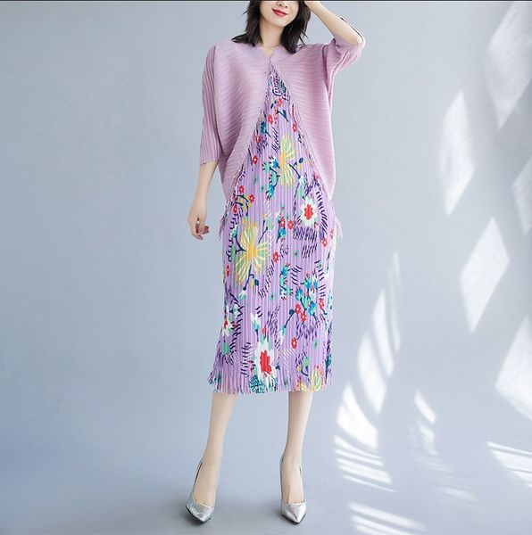 Q0385 Miyake pleats 2026 spring and summer new — compare prices at CompareOffers