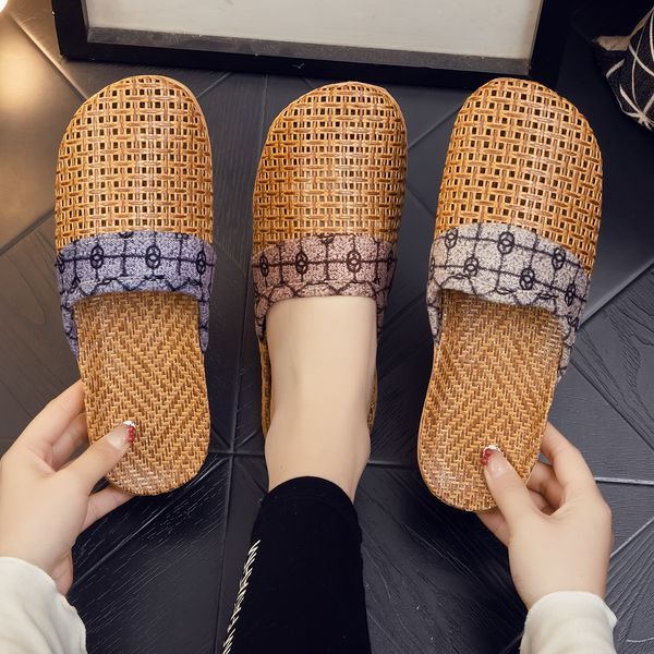 Linen Summer, Breathable Rattan Mat Woven Flat-Soled Slippers Men Women, European-Style Indoor Sandals For Spring And Autumn, Small Daisy Design