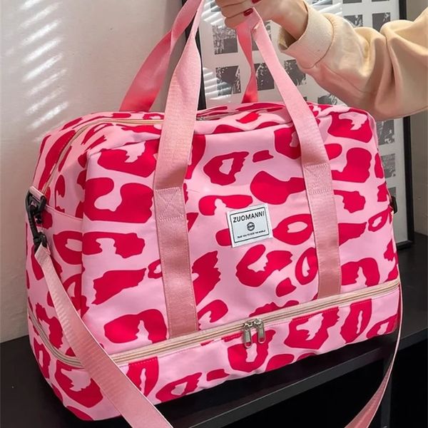 Spacious Durable Womens Carry-On Travel Bag with Animal Print Nylon Large Capacity Sports Gym Bag Weekend Overnight Bag 260317BJ
