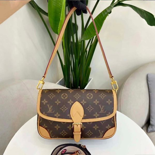 Designer Bag Luoiis… - image