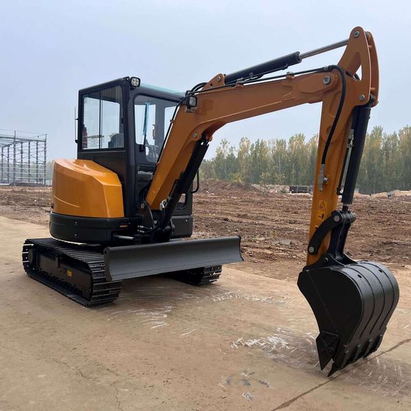 Crawler Mini Excavator 3.5 Ton for Sale with Multiple Attachments Set Versatile Small Digger with Auger Breaker and Rake for Variety
Crawler Mini Excavator 3.5 Ton for Sale with Multiple Attachments Set Versatile Small Digger with Auger Breaker and Rake for Variety