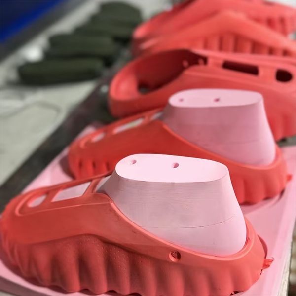 Mind 001 Slides Soft Rubber Slipper NEW Desginer Mind001 Shoes Tech Comfortable Sandals Men Women Mules Clog Black Red Bone Light Smoke Grey 1049, A4
Mind 001 Slides Soft Rubber Slipper NEW Desginer Mind001 Shoes Tech Comfortable Sandals Men Women Mules Clog Black Red Bone Light Smoke Grey 1049, A4