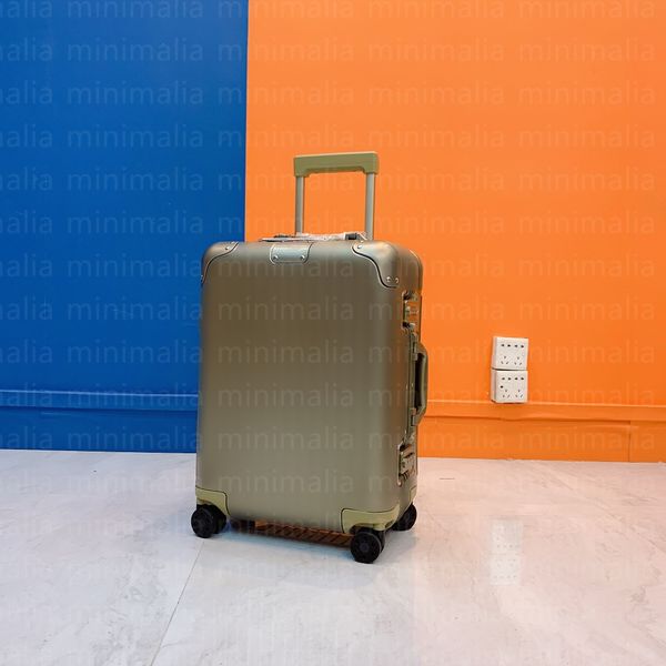 Hotsell Luggage Boa…