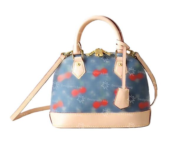 Luxurious Deep-Leat…