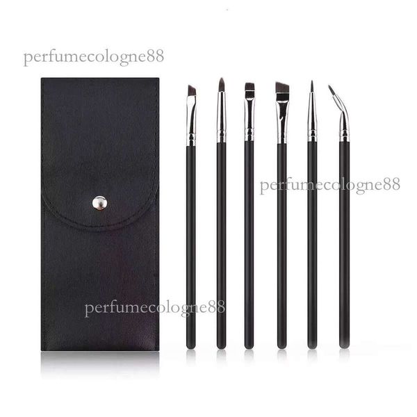 Versatile Beauty Accessory: High-Quality Fiber Pile for Perfectly Defined Eyes