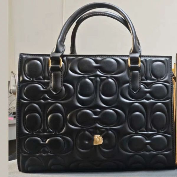 luxury Grand Palais Satchel Leather Bags Designer Women Fashion Embossing Handbags Shoulder Messenger Bags Petit Tote crossbody Cosmetic Bags Cases