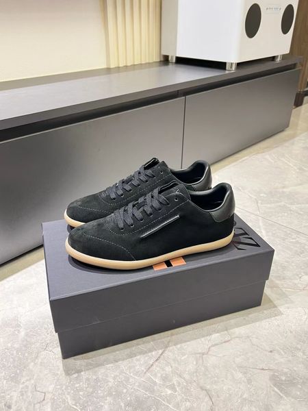 Top Luxury Men's 232 Suede Sneakers Lightweight Flexible Trainers Gentleman Business Party Dress Designer Man Technical Skateboard Casual Walking Runner Sports