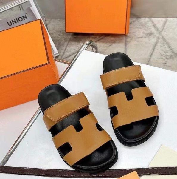 Designer Chypre Slippers Beach Classic Flat Sandals Luxury Summer Lady Leather Flip Flops Men Women Slides Size 35-44 with box