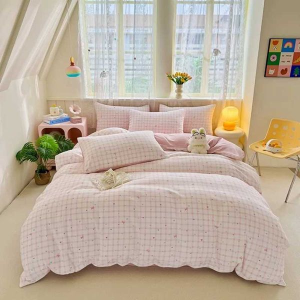 Soft and waxy small fresh washable printed four-piece bedding quilt cover sheet home four-pieceT260604