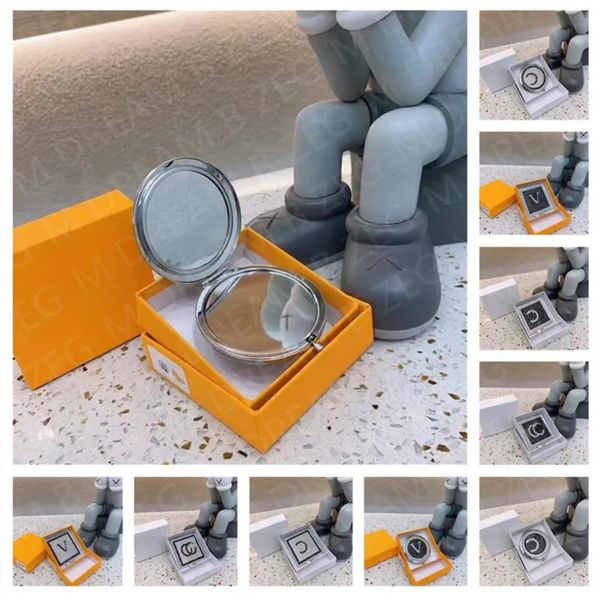Luxury Designer Decor Designer Compact Folding Mirrors Home Decor Bling Brand Letter Comestic Women Fashion Portable Makeup Mirror room Deco 07