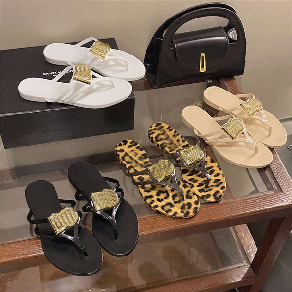 D family flip-flops shoes European and American big — compare prices at CompareOffers