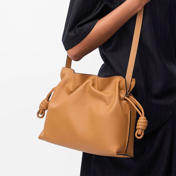 Best seller Crossbody Fashion Versatile Commuting Large Capacity Cloud Simple High-end Feel Lucky Shoulder Bag