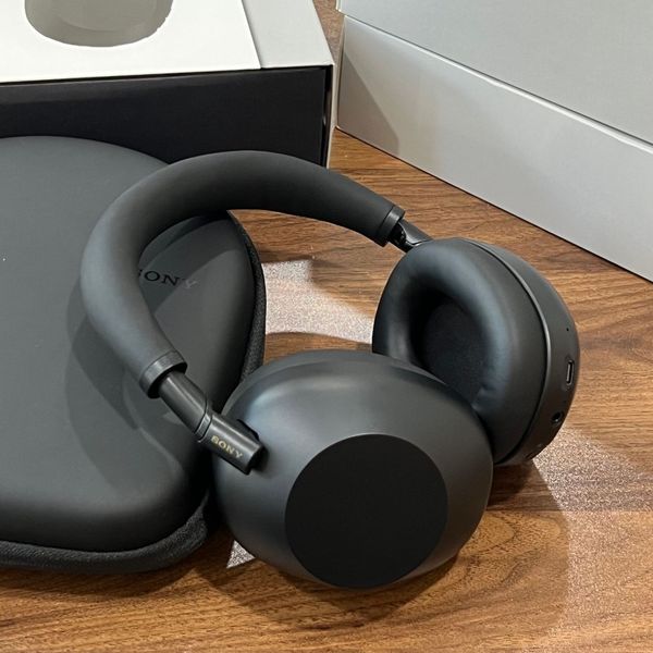 New cross-border model WH-1000XM6 active noise-cancelling over-ear Bluetooth headphones ANC wireless headset with leather case