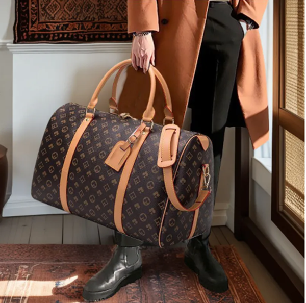 10A High Quality New 55CM Leather Designer Men Duffel Bags Suitcases Large Sport Outdoor Packs Shoulder Travel Messenger Bag Totes Bags Unisex Handbags L6688