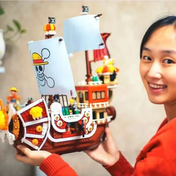 One Piece 1484pcs/432Pcs9Dolls Thousand Sunny Boat Blocks Cartoon Pirate Ship Bricks Set Toys for Children Christmas Gifts 260622