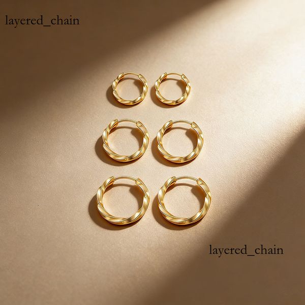 Direct sales from the source manufacturer: French-style earrings with minimalist aesthetic, Mobius twisted plain rings that do not fade, in a cool and