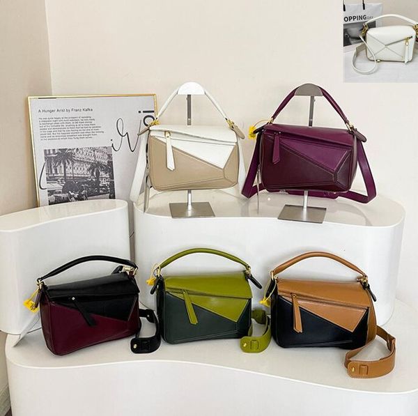 Solid color fashion handbag classic atmosphere black leather chain bag handbag large simple Joker rhombic messenger bag daily Joker buckle fashion handbag, White
Solid color fashion handbag classic atmosphere black leather chain bag handbag large simple Joker rhombic messenger bag daily Joker buckle fashion handbag, White