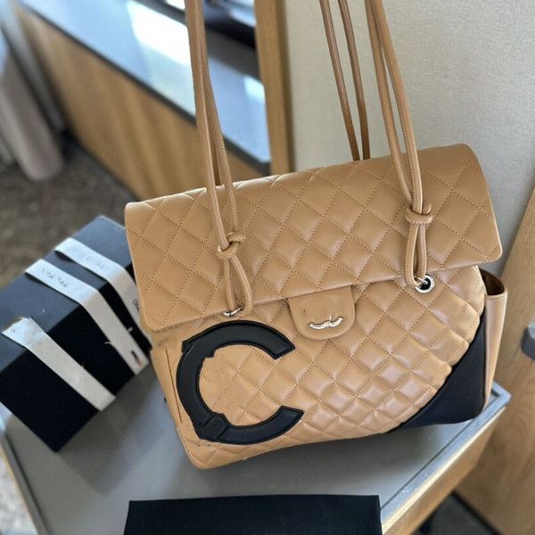 Stylish Women Shoul…