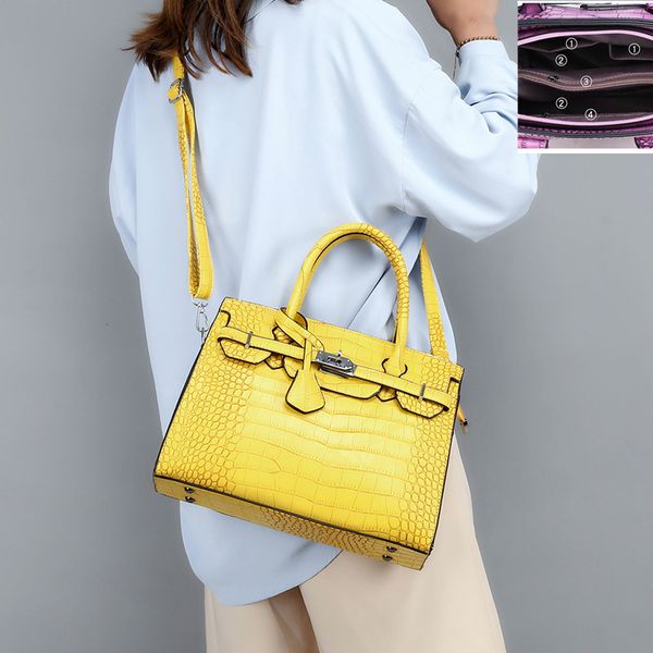 Fashionable women bag Elegant and versatile Alligator handbag Classic embossed womens messenger bags Large Stone womenes handbag wholesale, Purple
Fashionable women bag Elegant and versatile Alligator handbag Classic embossed womens messenger bags Large Stone womenes handbag wholesale, Purple