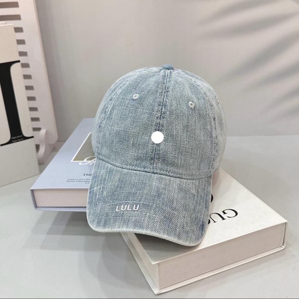 Designer Baseball Cap Mens Classic Antique Style Branch Leaf Baseball Cap Women Casual Retro Baseball Cap Has3 Styles To Choose From, C1
Designer Baseball Cap Mens Classic Antique Style Branch Leaf Baseball Cap Women Casual Retro Baseball Cap Has3 Styles To Choose From, C1