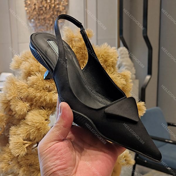 Elegant Women's Slide Sandals with Back Strap Design - Chic Slingback Cowhide Footwear Featuring Satin Accents and Beaded Details (Size Range 35-42), Colour1
Elegant Women's Slide Sandals with Back Strap Design - Chic Slingback Cowhide Footwear Featuring Satin Accents and Beaded Details (Size Range 35-42), Colour1