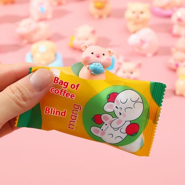 Delightful Blind Packs Featuring Petite Ducks & Pigs with Miniature Planters for Creative Display & Presents
Delightful Blind Packs Featuring Petite Ducks & Pigs with Miniature Planters for Creative Display & Presents