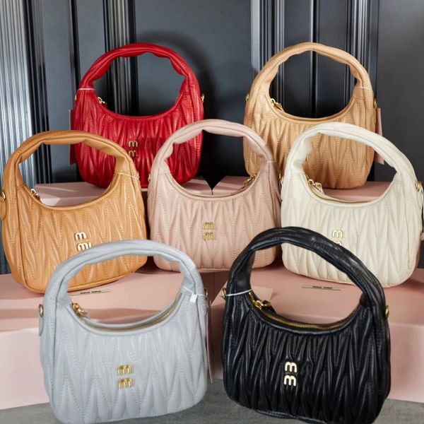 Designer Bag Shoulder bag Handbag Genuine Leather 3pcs/set accessories Women wander Crossbody Leather Purse Messenger Handbags Flowers shoulder lady Leather Bag, Dlive
Designer Bag Shoulder bag Handbag Genuine Leather 3pcs/set accessories Women wander Crossbody Leather Purse Messenger Handbags Flowers shoulder lady Leather Bag, Dlive