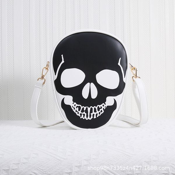 Halloween bag Shoulder bag Crossbody bag Halloween funny theme skeleton holding small bag, Black
Halloween bag Shoulder bag Crossbody bag Halloween funny theme skeleton holding small bag, Black