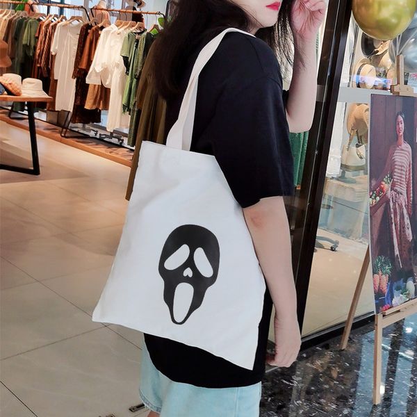 Shoulder bag European-style personality Halloween printed skull canvas hand bill shoulder shopping bag, Black
Shoulder bag European-style personality Halloween printed skull canvas hand bill shoulder shopping bag, Black