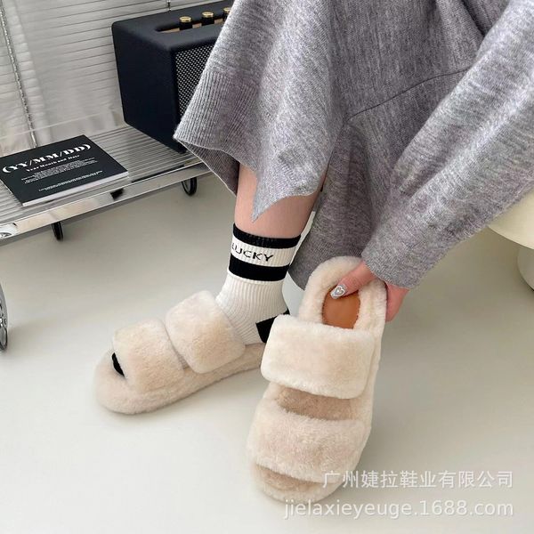 new slippers, internet famous wool outer wear home fur shoes, women's Women's plush slippers house shoes
new slippers, internet famous wool outer wear home fur shoes, women's Women's plush slippers house shoes