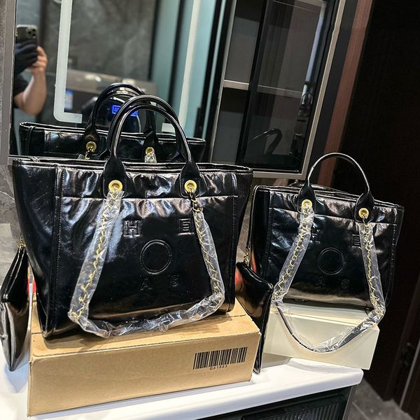 Designer C Embroidery Shiny Beach Tote Bag P Embroidered Vintage Waxed Leather Women Shopping Bags Lady Large Capacity vacation Shopper, Black shiny
Designer C Embroidery Shiny Beach Tote Bag P Embroidered Vintage Waxed Leather Women Shopping Bags Lady Large Capacity vacation Shopper, Black shiny