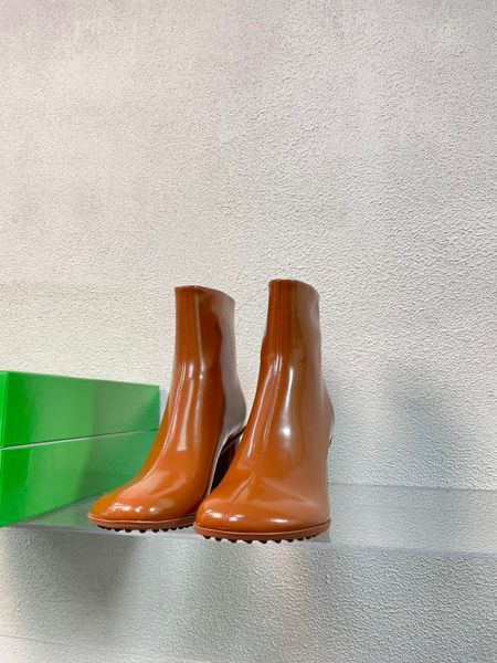 Luxury boots Ankle High Boots Designer Woman Boots Leather Heels long boots short boots Rivet Boots Solid Plain, Color3
Luxury boots Ankle High Boots Designer Woman Boots Leather Heels long boots short boots Rivet Boots Solid Plain, Color3