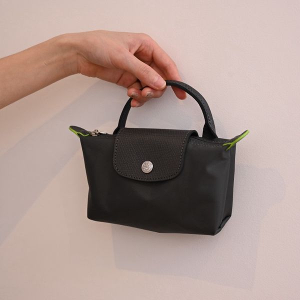 Designer mini bag tote bag 5A bag bags luxury messenger bag waterproof cloth bag can be matched shoulder strap casual women bag Fashionable Versatile Shoulder Strap, C5
Designer mini bag tote bag 5A bag bags luxury messenger bag waterproof cloth bag can be matched shoulder strap casual women bag Fashionable Versatile Shoulder Strap, C5
