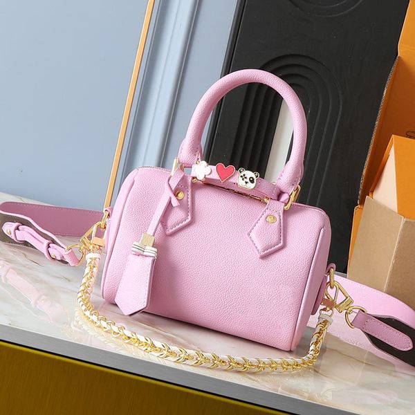 Shoulder Bag Top Designer 18cm Mini Shoulder Bag Ladies Leather Crossbody Bag Woven Gold Hardware Matilas Chain Tote Bag, Blue
Shoulder Bag Top Designer 18cm Mini Shoulder Bag Ladies Leather Crossbody Bag Woven Gold Hardware Matilas Chain Tote Bag, Blue