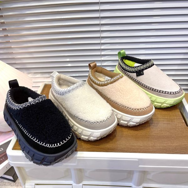 New Fashionable Men's and Women's Casual Thick Wheel Bottom Sneakers Lazy Tire Warm Shoes Snow Boots
New Fashionable Men's and Women's Casual Thick Wheel Bottom Sneakers Lazy Tire Warm Shoes Snow Boots